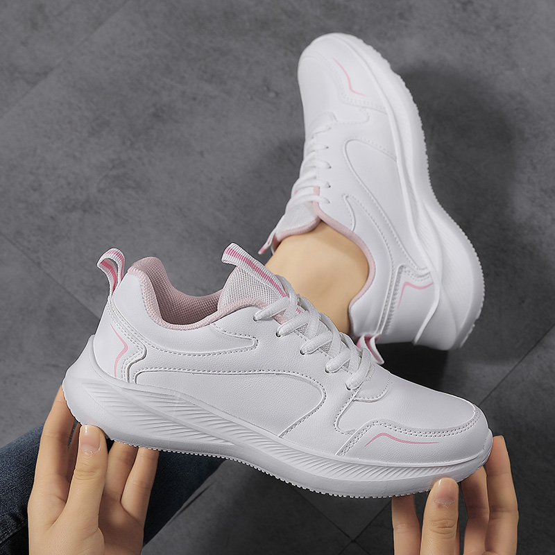 Sneakers Fashion Women - รองเท้าลำลองสำหรับผู้หญิง ระบายอากาศได้ดี น้ำหนักเบา กันลื่น รองเท้าผ้าใบแฟชั่น พื้นนุ่ม