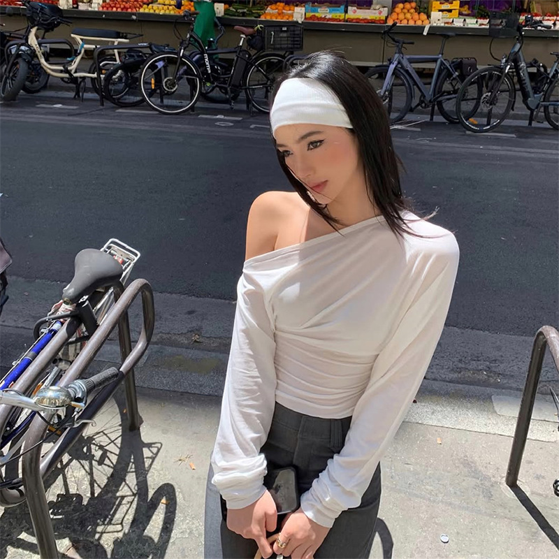 เสื้อผู้หญิงปี 2026 แบบไหล่เดี - Asymmetric Top Women บทวิจารณ์และราคา