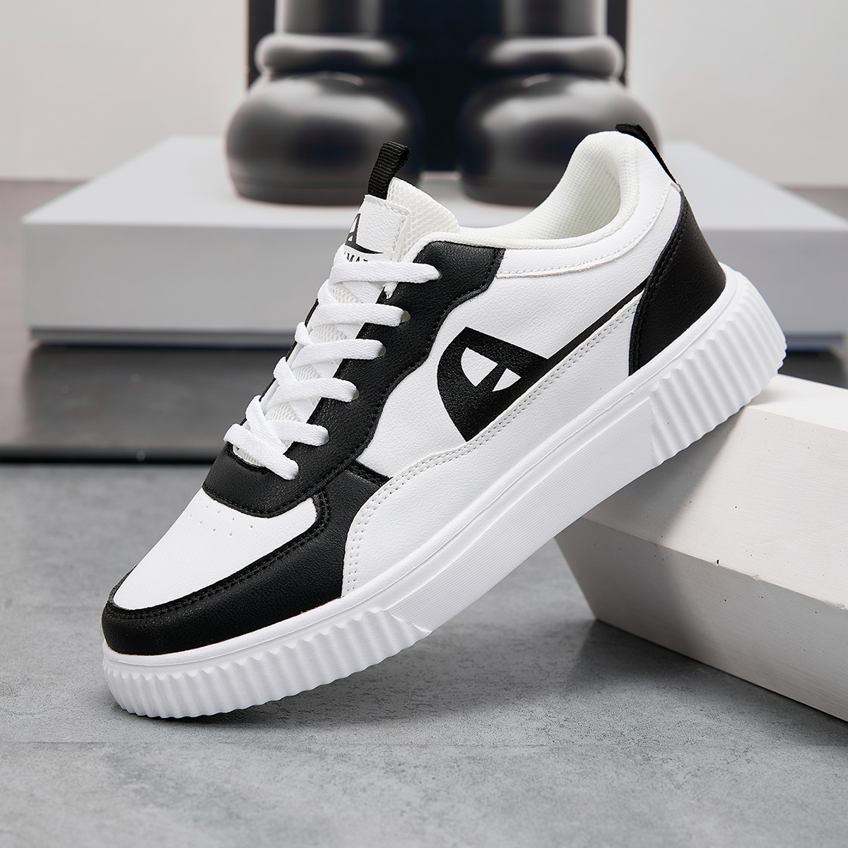 รองเท้าผู้หญิงรองเท้าสเก็ตบอร์ - Women'S Fashion Running Shoes บทวิจารณ์และราคา