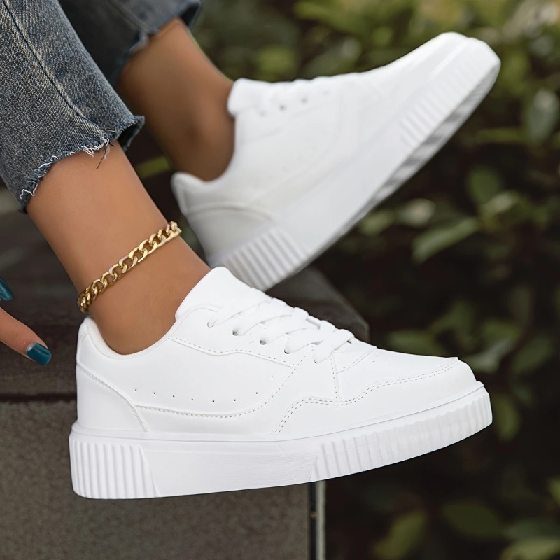 รองเท้าผ้าใบลำลองสำหรับผู้หญิง - Sneakers Fashion Women บทวิจารณ์และราคา