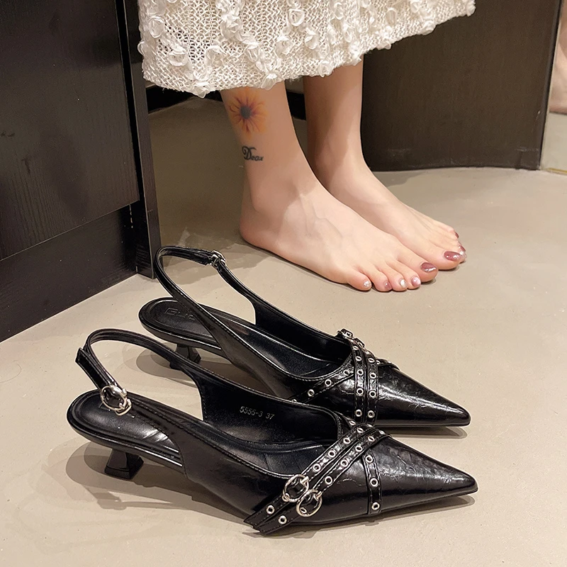2025 ใหม่ผู้หญิง Pointed Toe ร - Women Fashion Trend 2025 บทวิจารณ์และราคา
